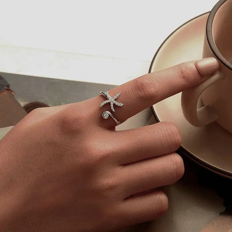 Anillo ajustable de estrella de mar simple