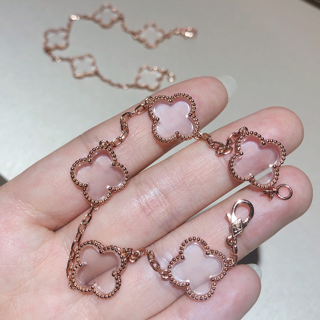 [Regalia jewelry]CLOVER 5 MOTIF ROCK CRYSTAL PINK GOLD BRACELET