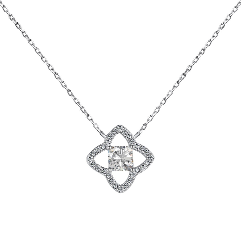 [Joyas Regalia] Exquisito collar de corte princesa con forma de flor
