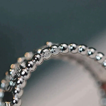 [Joyas Regalia] ANILLO CALEIDOSCOPIO DE TRÉBOL DE 10 MM