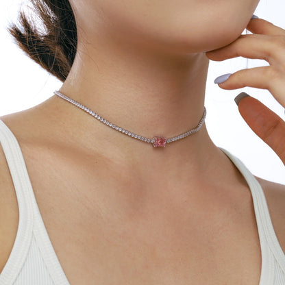 [Joyas Regalia] Collar de talla esmeralda ornamentada de 2,0 quilates