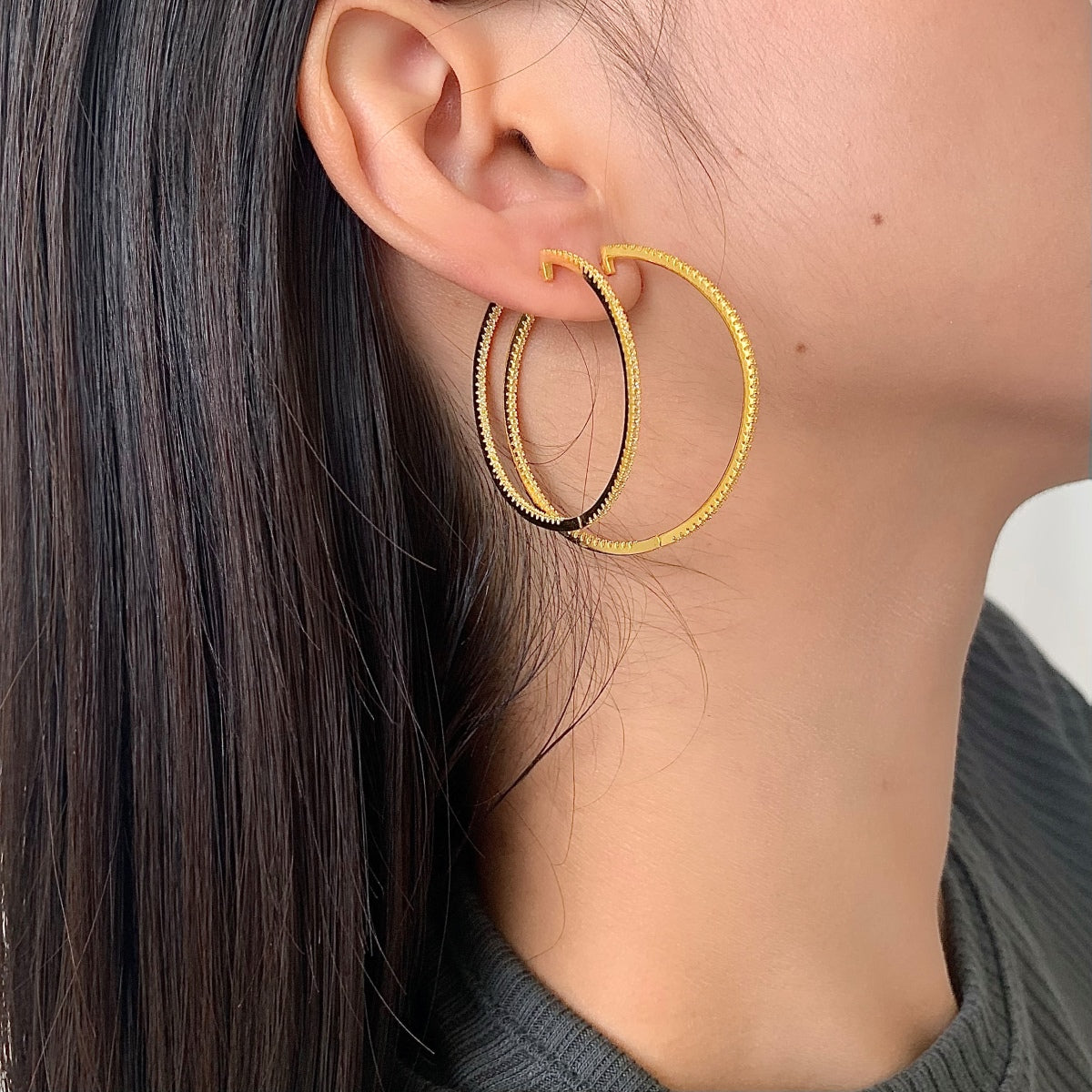 [Bijoux Regalia] Boucles d'oreilles créoles larges populaires