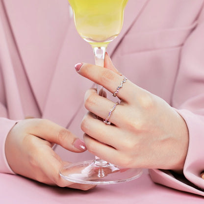 [Joyas Regalia] Anillo diario adornado con corte redondo vibrante