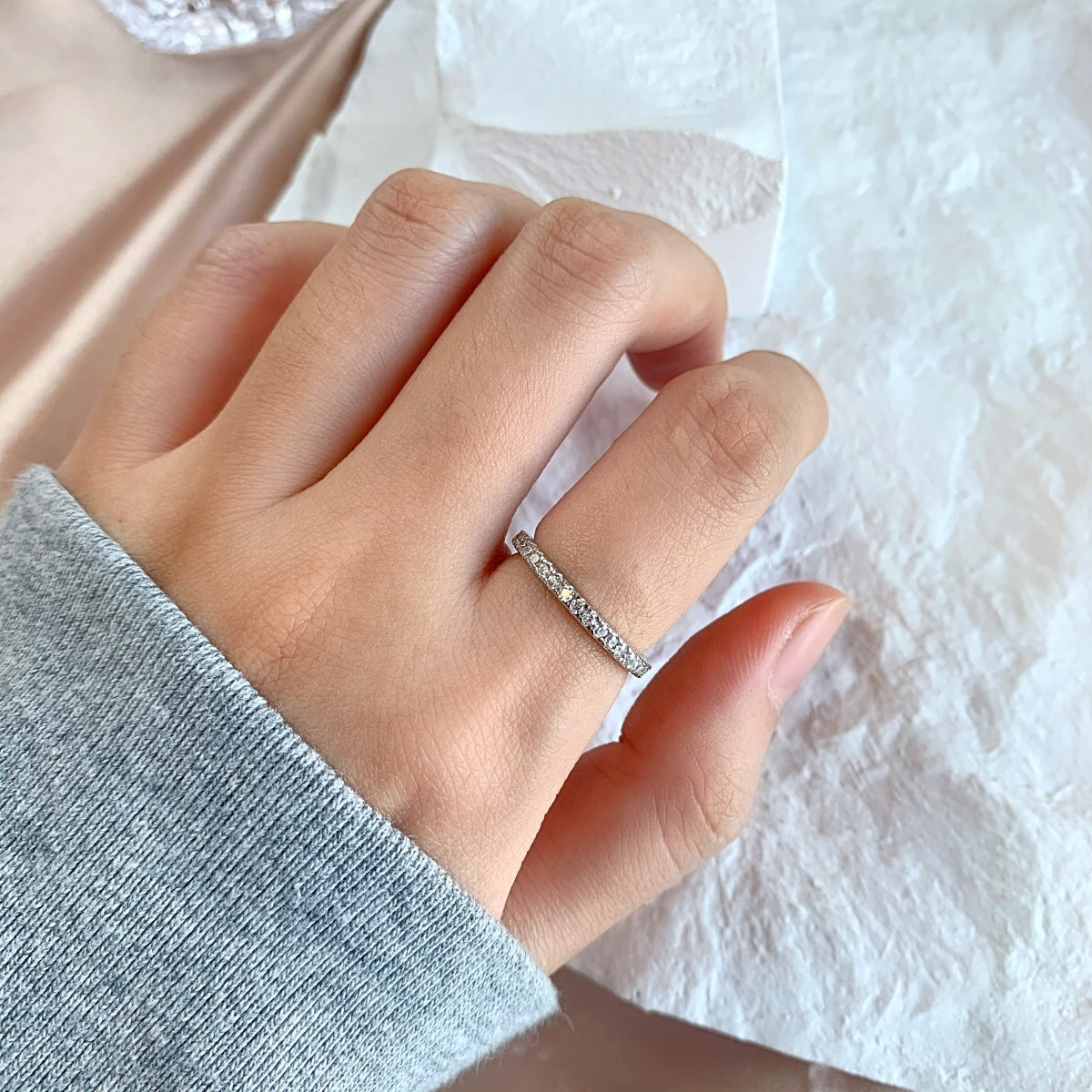 [Joyas Regalia] Anillo diario delicado y brillante de corte redondo