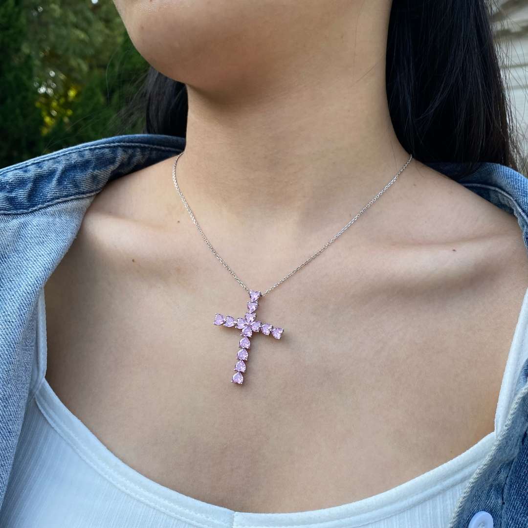 [Joyas Regalia]Collar con forma de cruz radiante