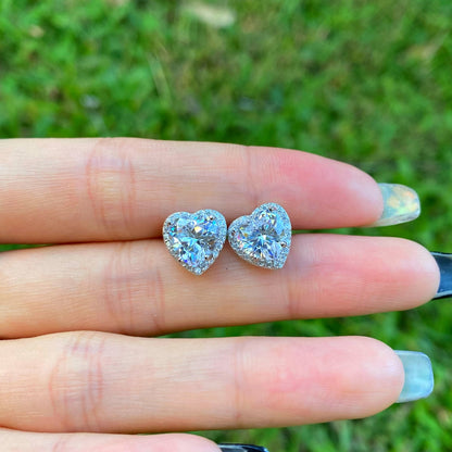 [Joyas Regalia] Pendientes de corazón brillante para enamorados