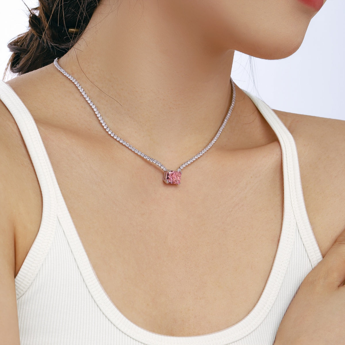 [Joyas Regalia] Elegante collar de corte radiante de 4,0 quilates