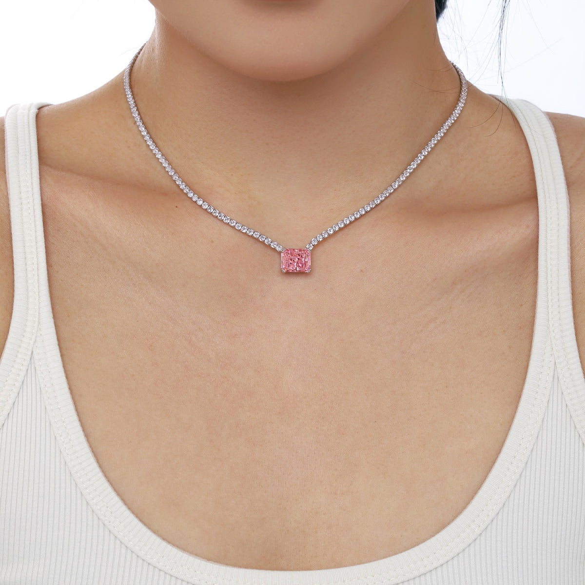 [Joyas Regalia] Elegante collar de corte radiante de 4,0 quilates