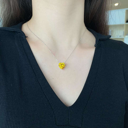 [Joyas Regalia] Collar con forma de corazón radiante de 6,0 quilates