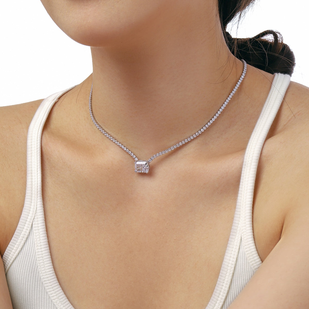 [Joyas Regalia] Elegante collar de corte radiante de 4,0 quilates