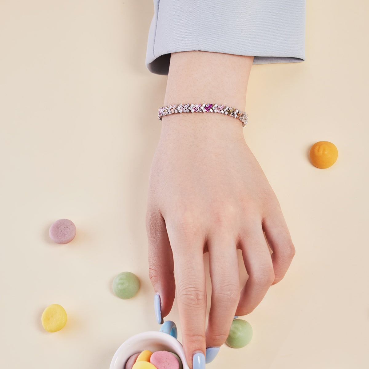 [Regalia jewelry]Dazzling Unique Multi Shape Daily Bracelet