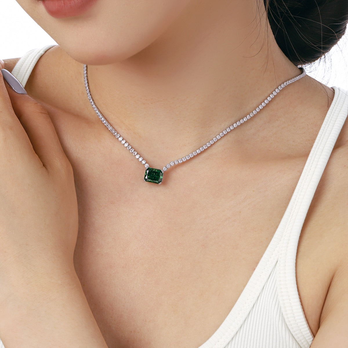 [Joyas Regalia] Elegante collar de corte radiante de 4,0 quilates