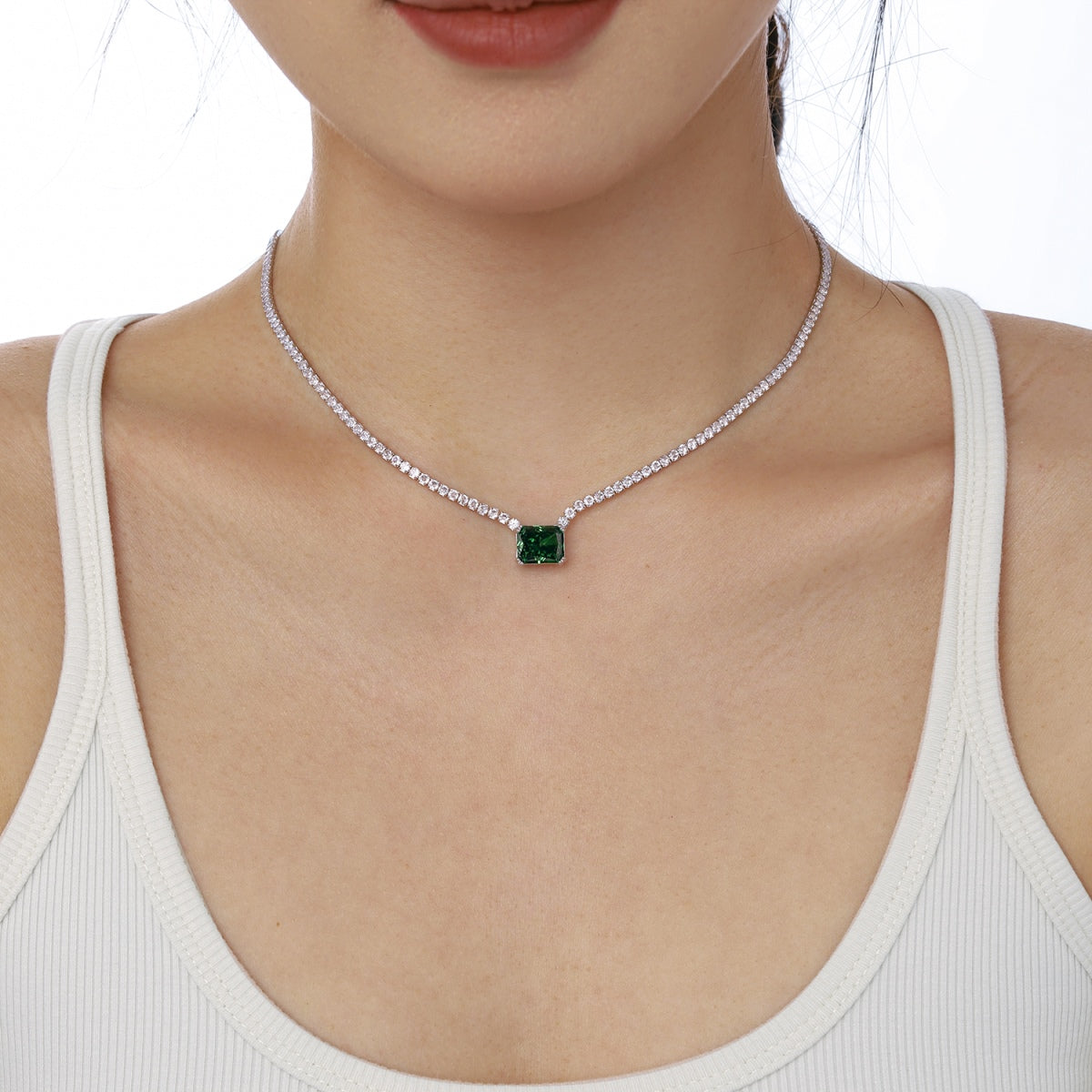 [Joyas Regalia] Elegante collar de corte radiante de 4,0 quilates
