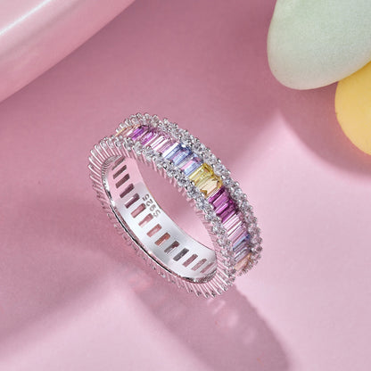 [Joyas Regalia] Anillo diario delicado con corte esmeralda caleidoscópico