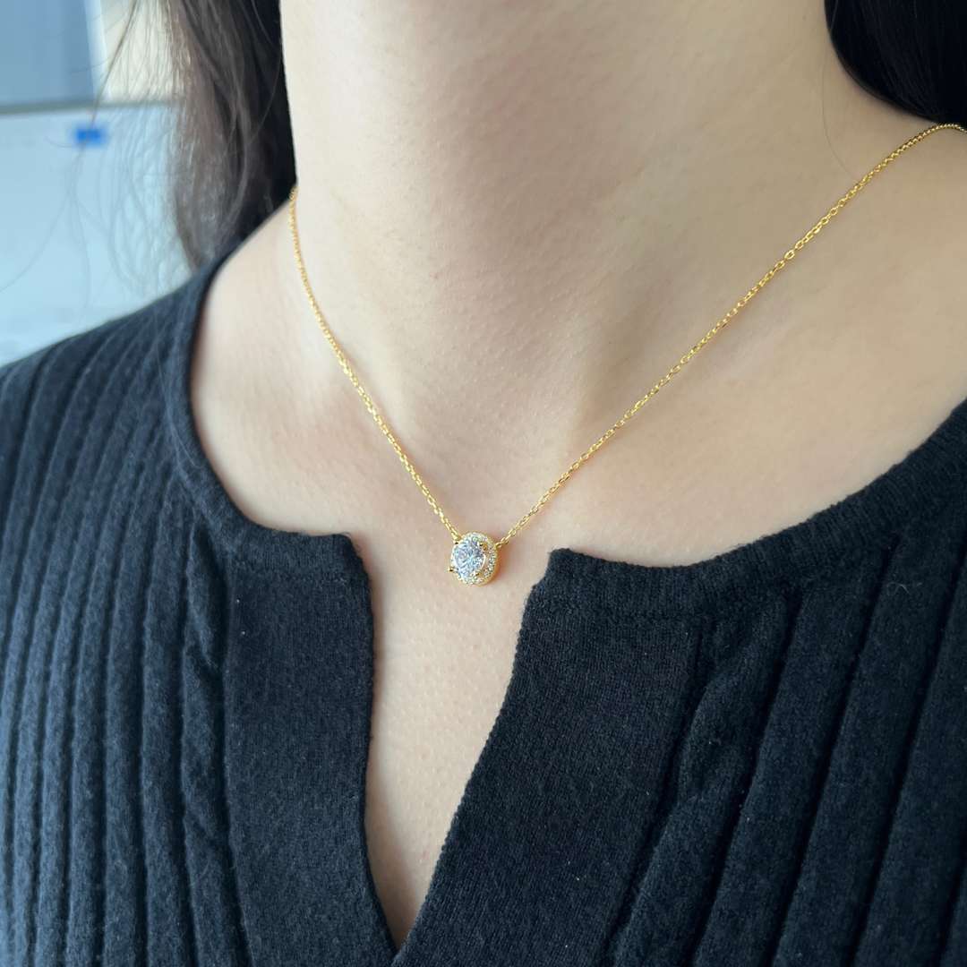 [Bijoux Regalia] Collier luxueux à taille ronde
