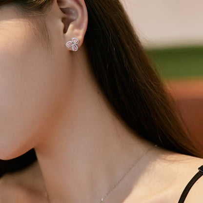 [Joyas Regalia] Pendientes de corte de pera con forma de flor ornamentada
