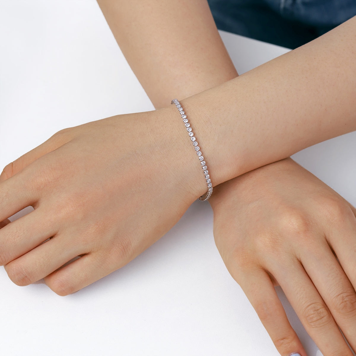 [Joyas Regalia] Pulsera diaria deslumbrante con corte redondo brillante