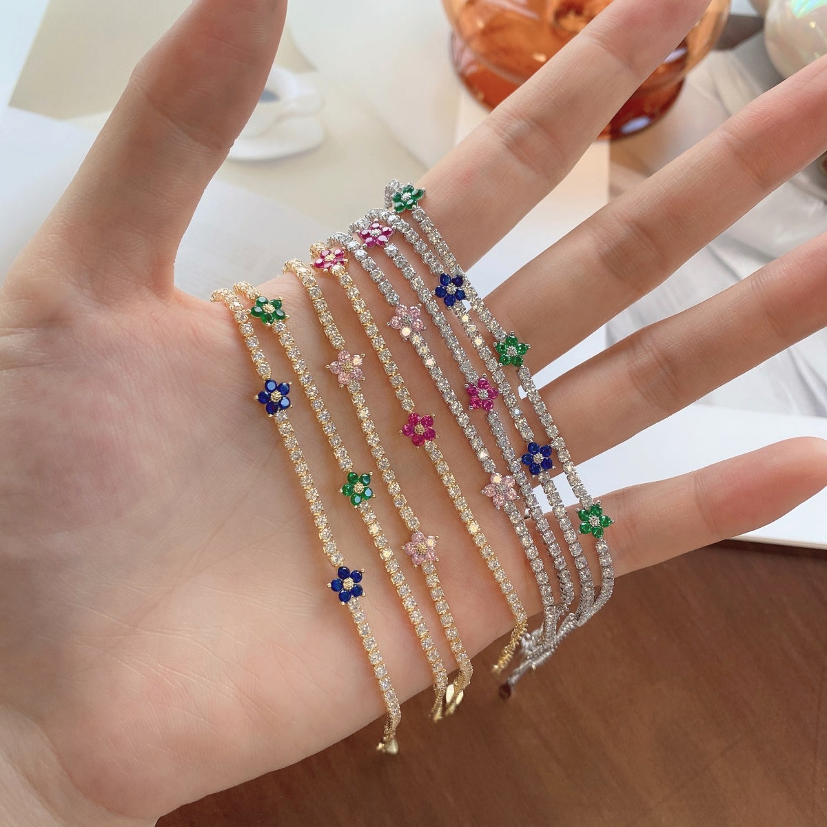 [Joyas Regalia] Pulsera de tenis con forma de flor brillante