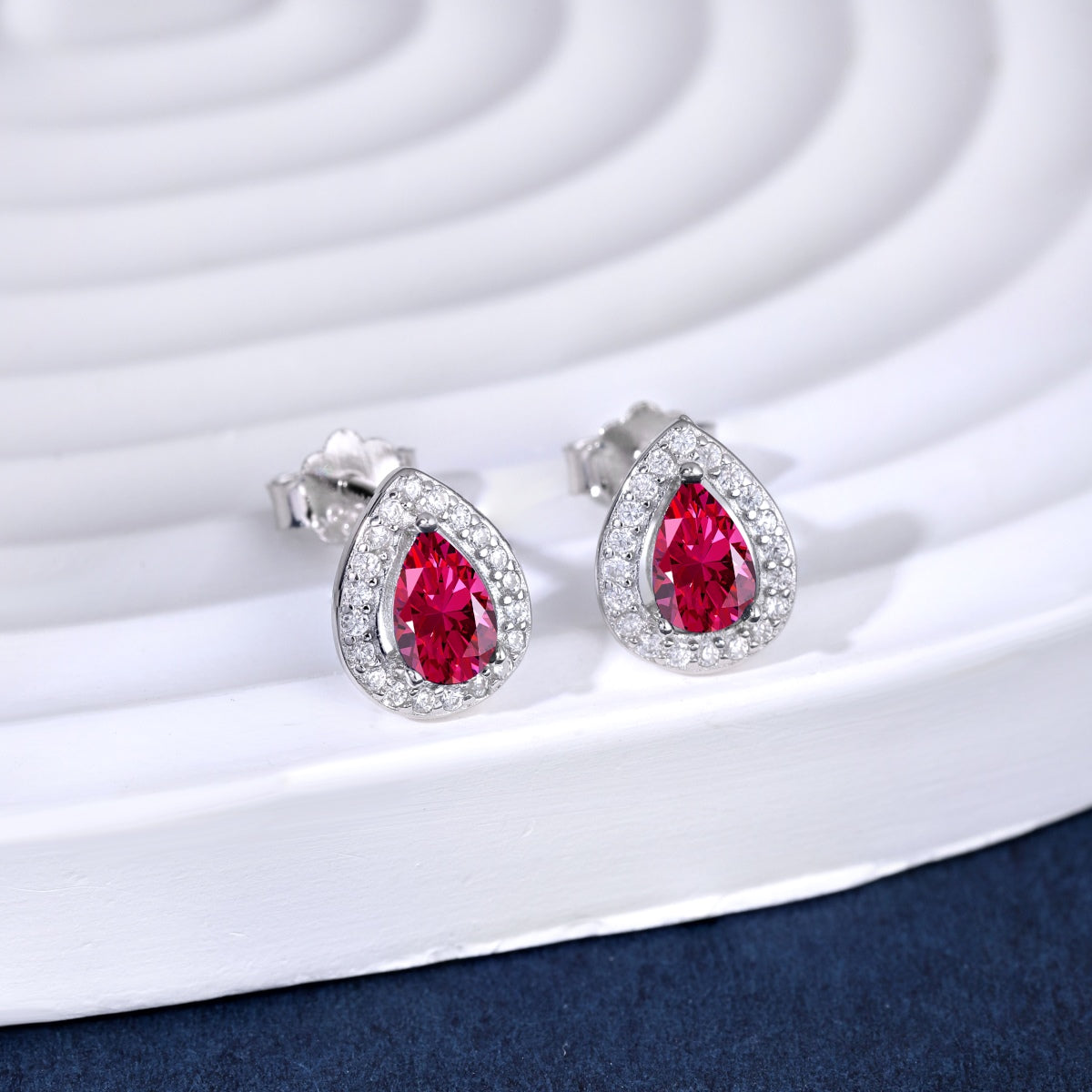 [Joyas Regalia] Pendientes lujosos con forma de gota de agua