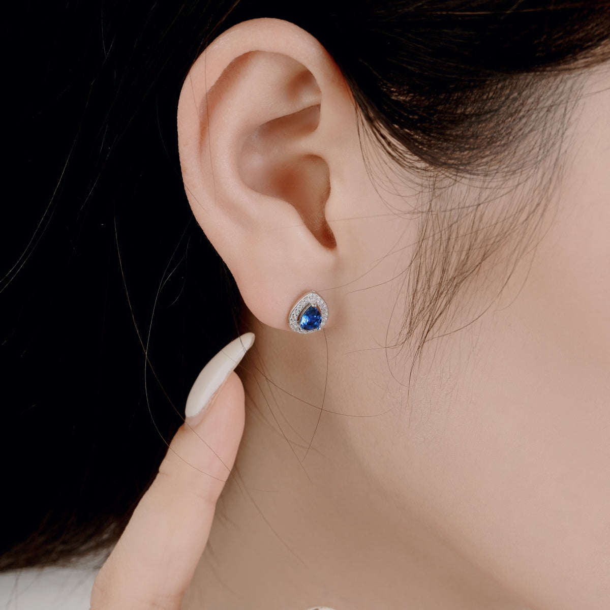 [Joyas Regalia] Pendientes lujosos con forma de gota de agua