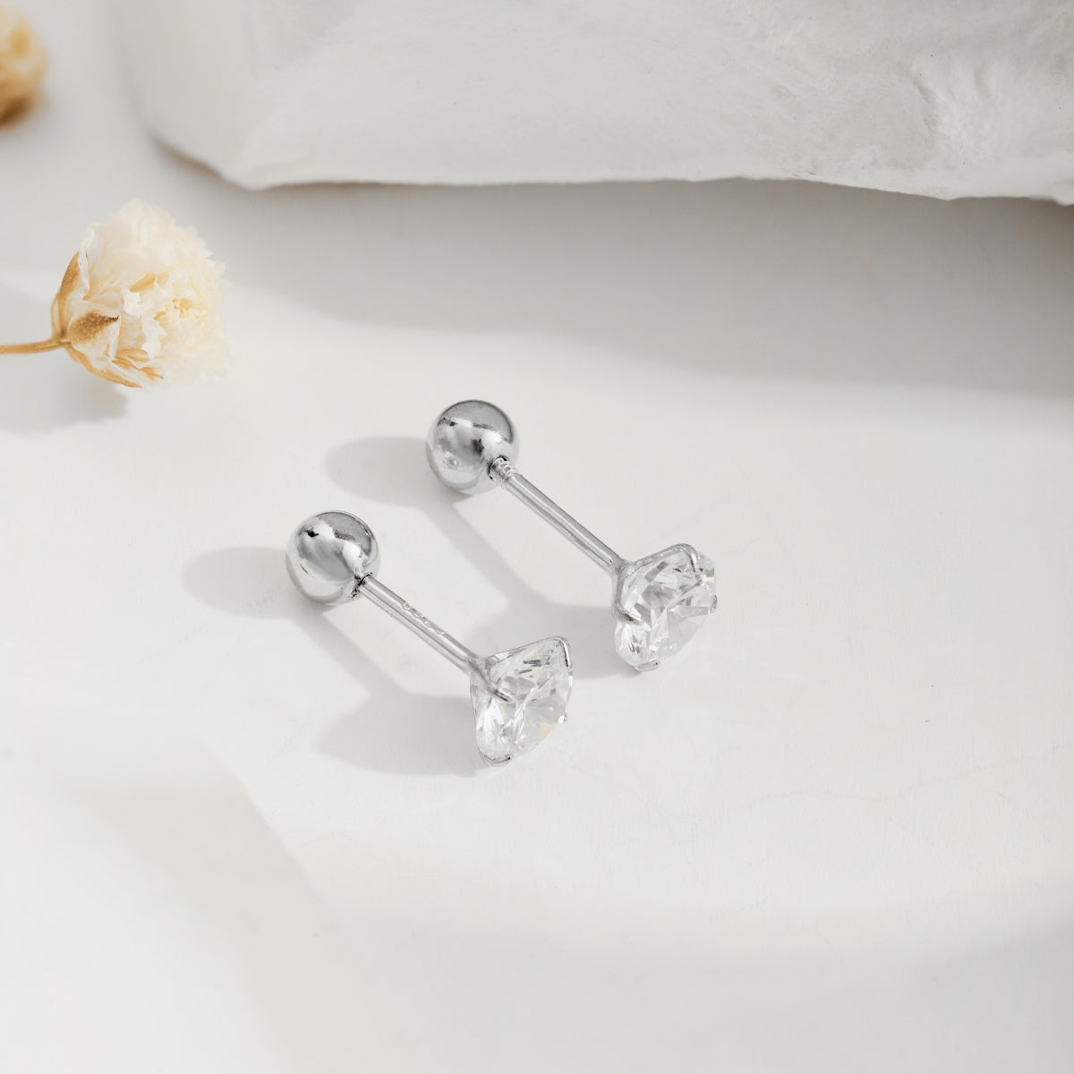 [Joyas Regalia] Pendientes únicos con forma de U en forma de oreja