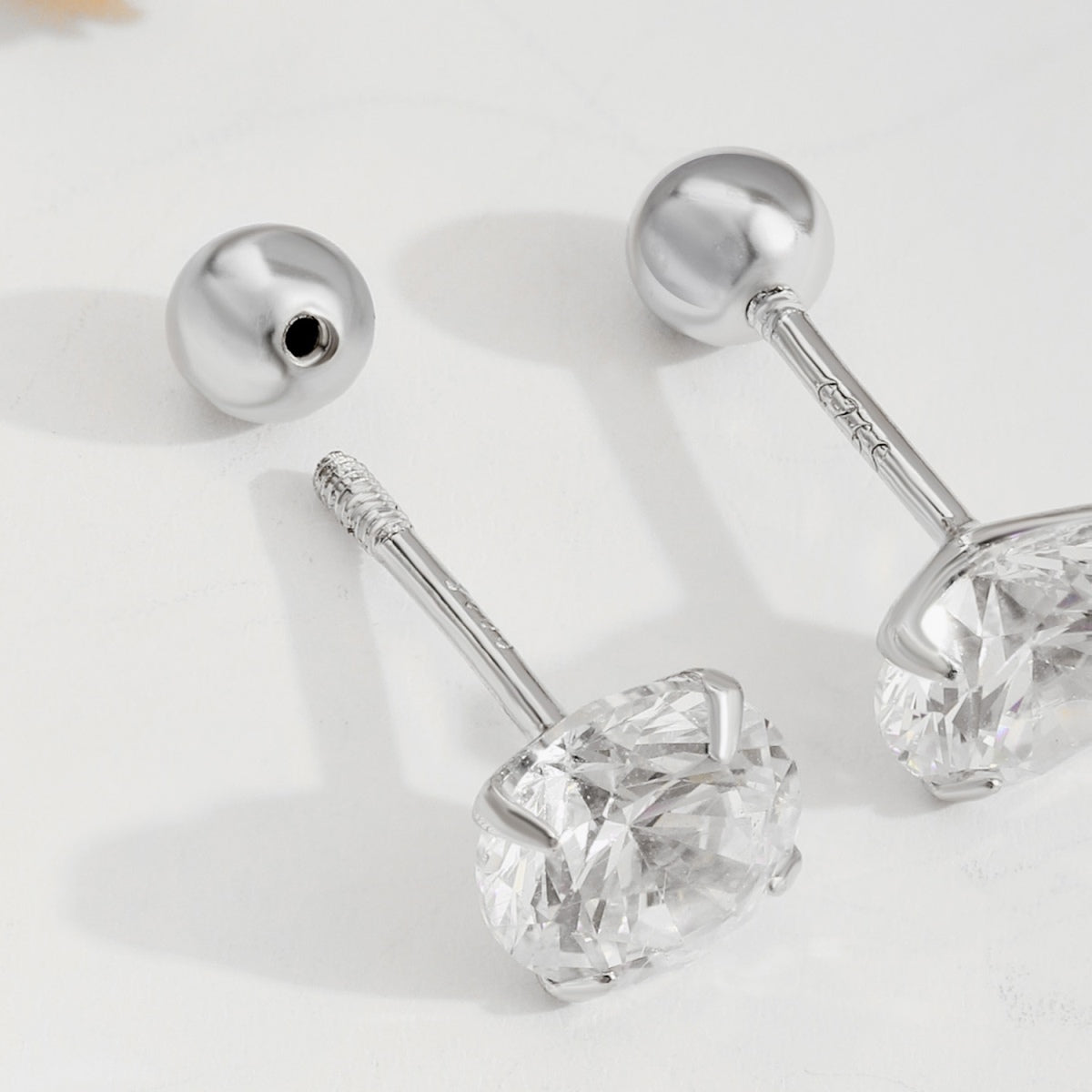 [Joyas Regalia] Pendientes únicos con forma de U en forma de oreja