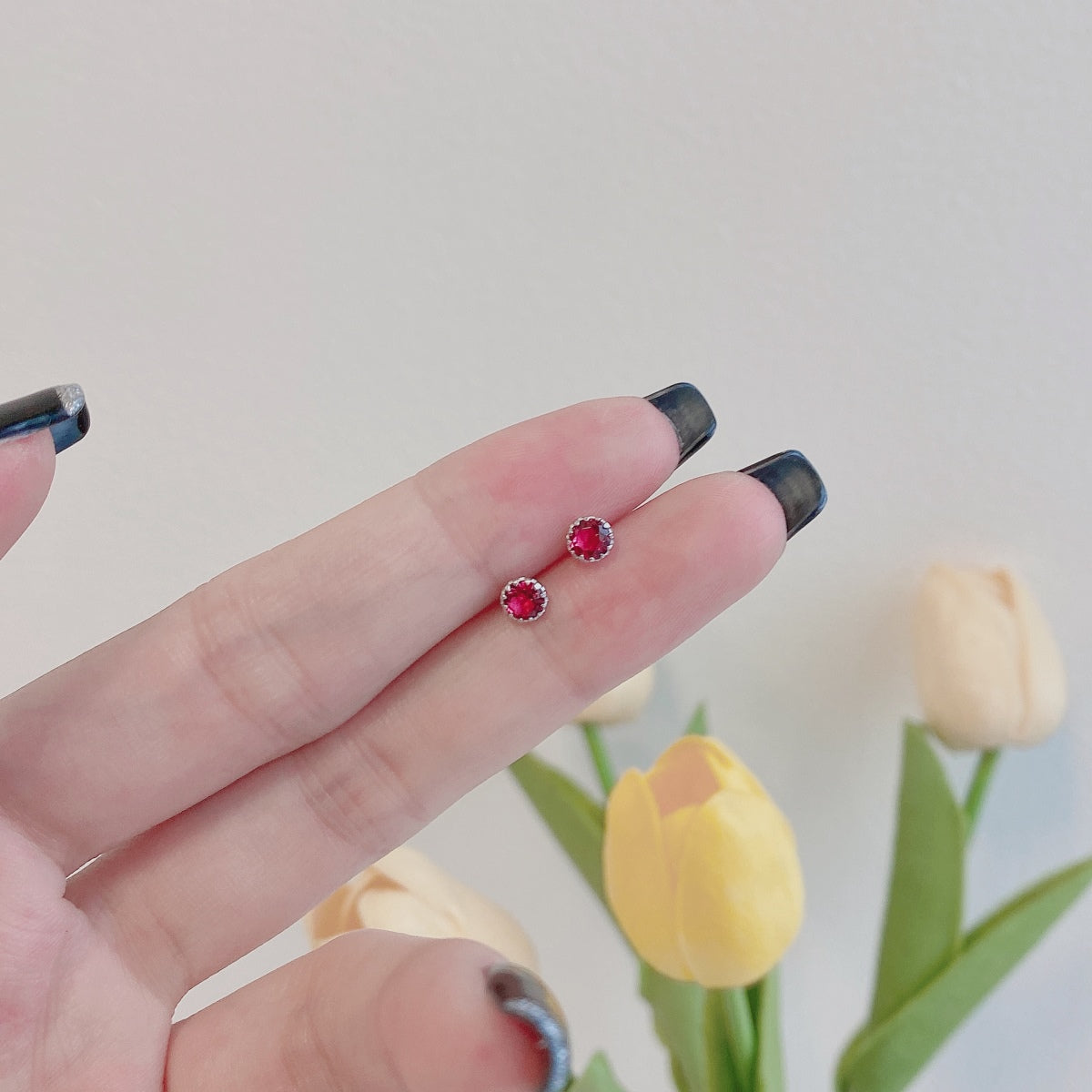 [Joyas Regalia] Pendientes redondos de colores brillantes