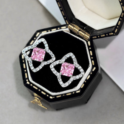 [Joyas Regalia] Elegantes pendientes de diario con corte princesa y forma de estrella