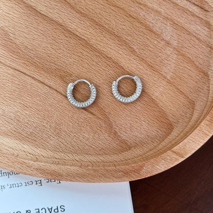 [Joyas Regalia] Pendientes delicados y versátiles para uso diario