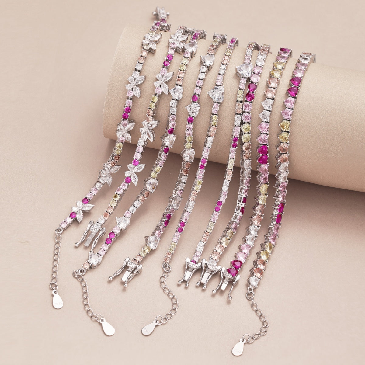 [Joyas Regalia] Collar de tenis con corazón brillante y colorido