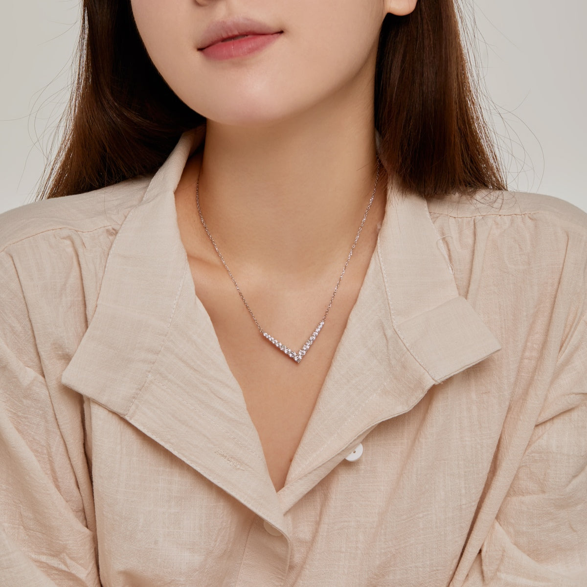 [Joyas Regalia]Collar adornado de corte redondo