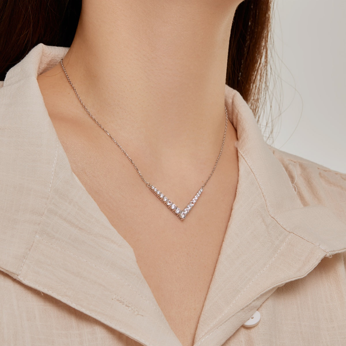 [Joyas Regalia]Collar adornado de corte redondo