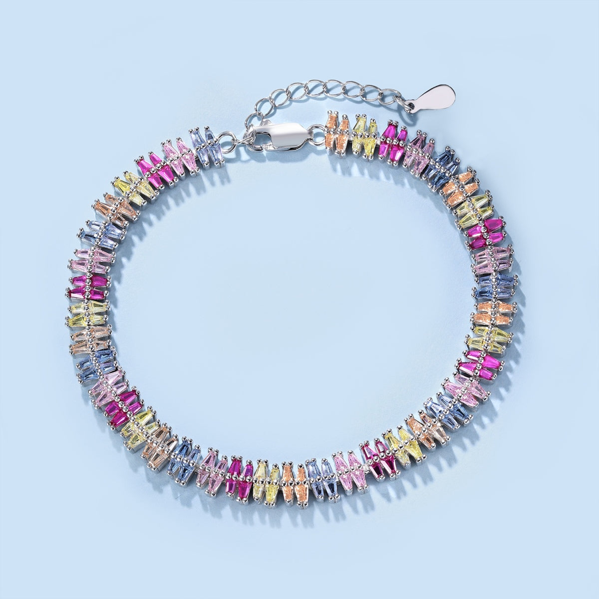 [Bijoux Regalia] Bracelet de fête multi-coupes étincelant et exquis