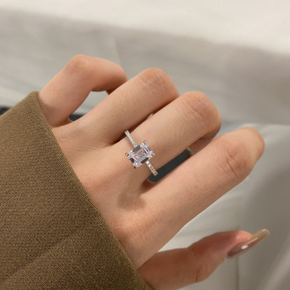 [Bijoux Regalia] Bague de fête ornée scintillante de 2,0 carats avec taille radiante