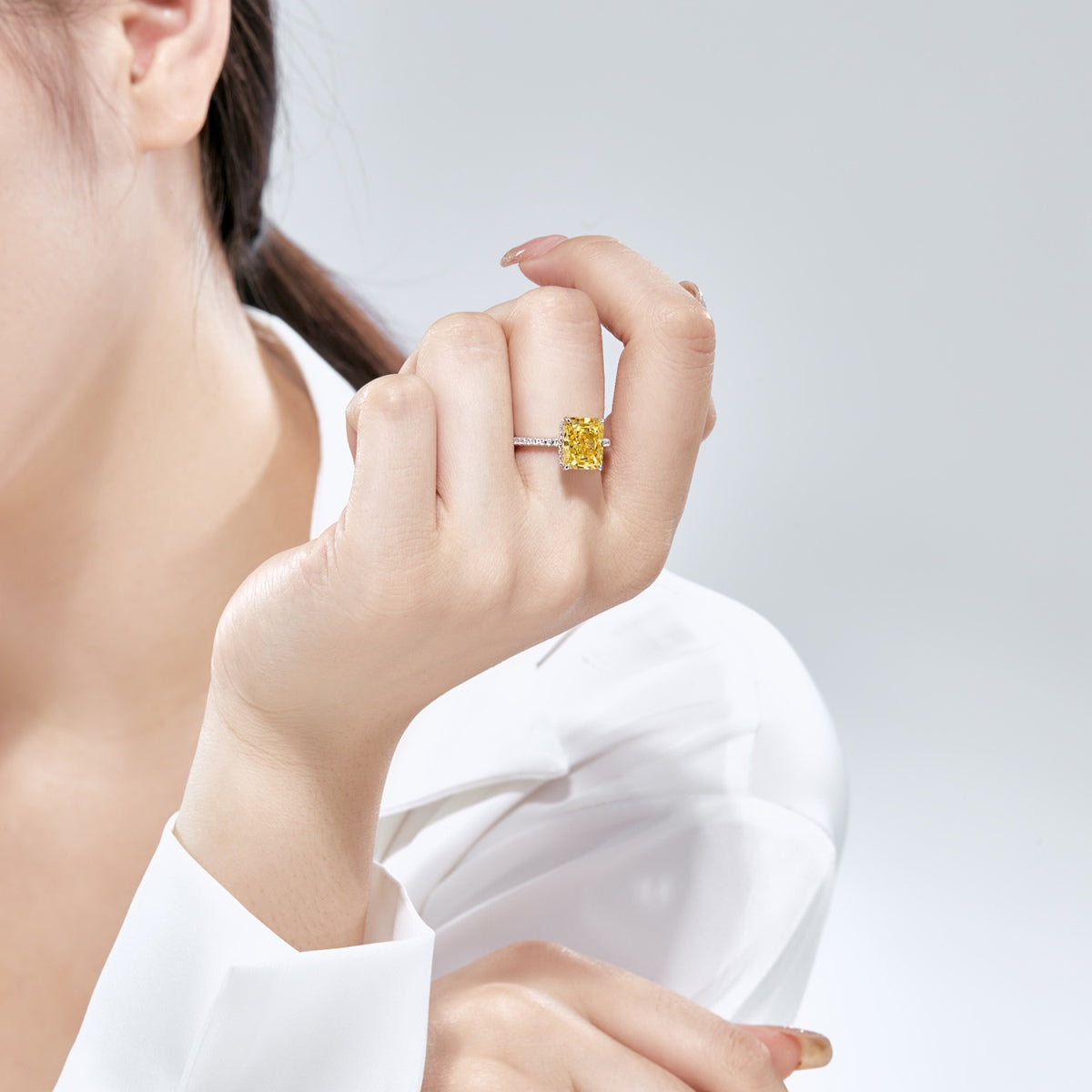[Regalia jewelry]4.0 Carat Luxurious Engagement Ring