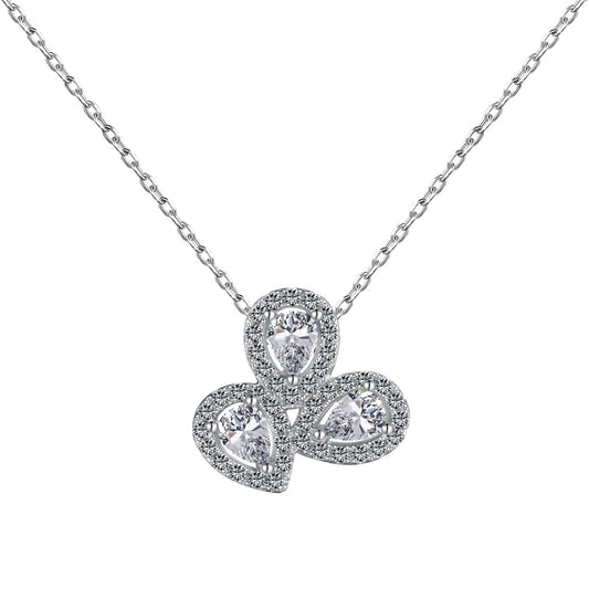 [Joyas Regalia] Elegante collar con corte de pera y forma de flor