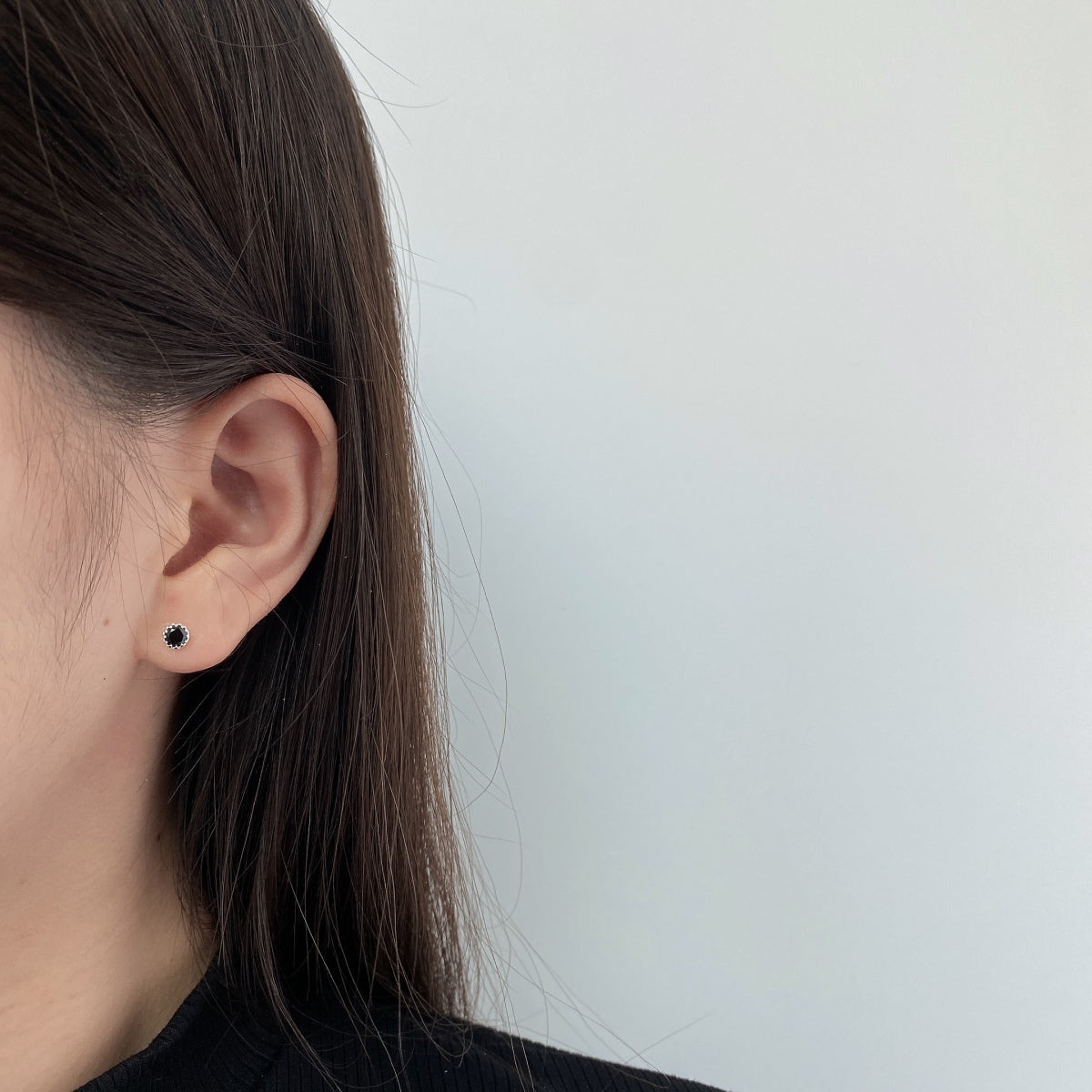 [Joyas Regalia] Pendientes redondos de colores brillantes