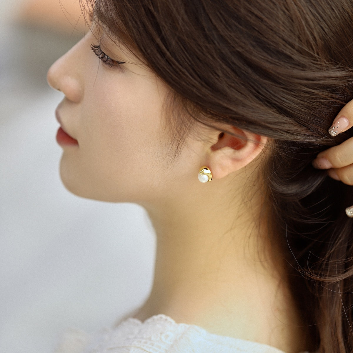 [Joyas Regalia] Pendientes de perlas de pan delicado