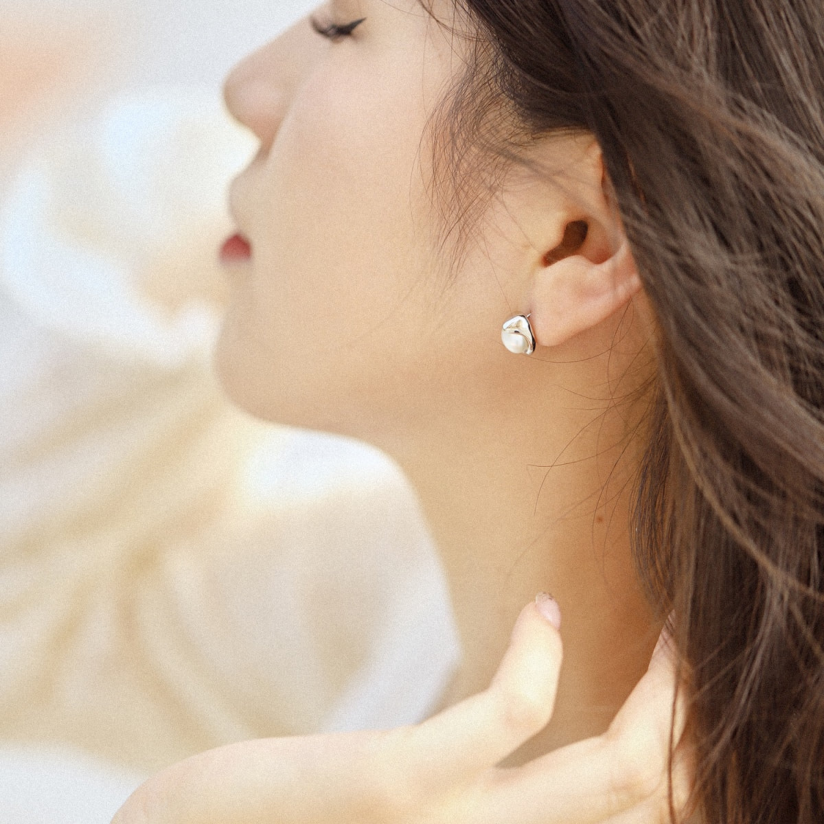 [Joyas Regalia] Pendientes de perlas de pan delicado