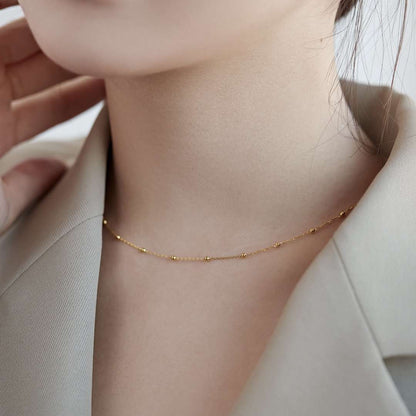 [Joyas Regalia] Collar sencillo con cadena de clavícula y cuentas pequeñas