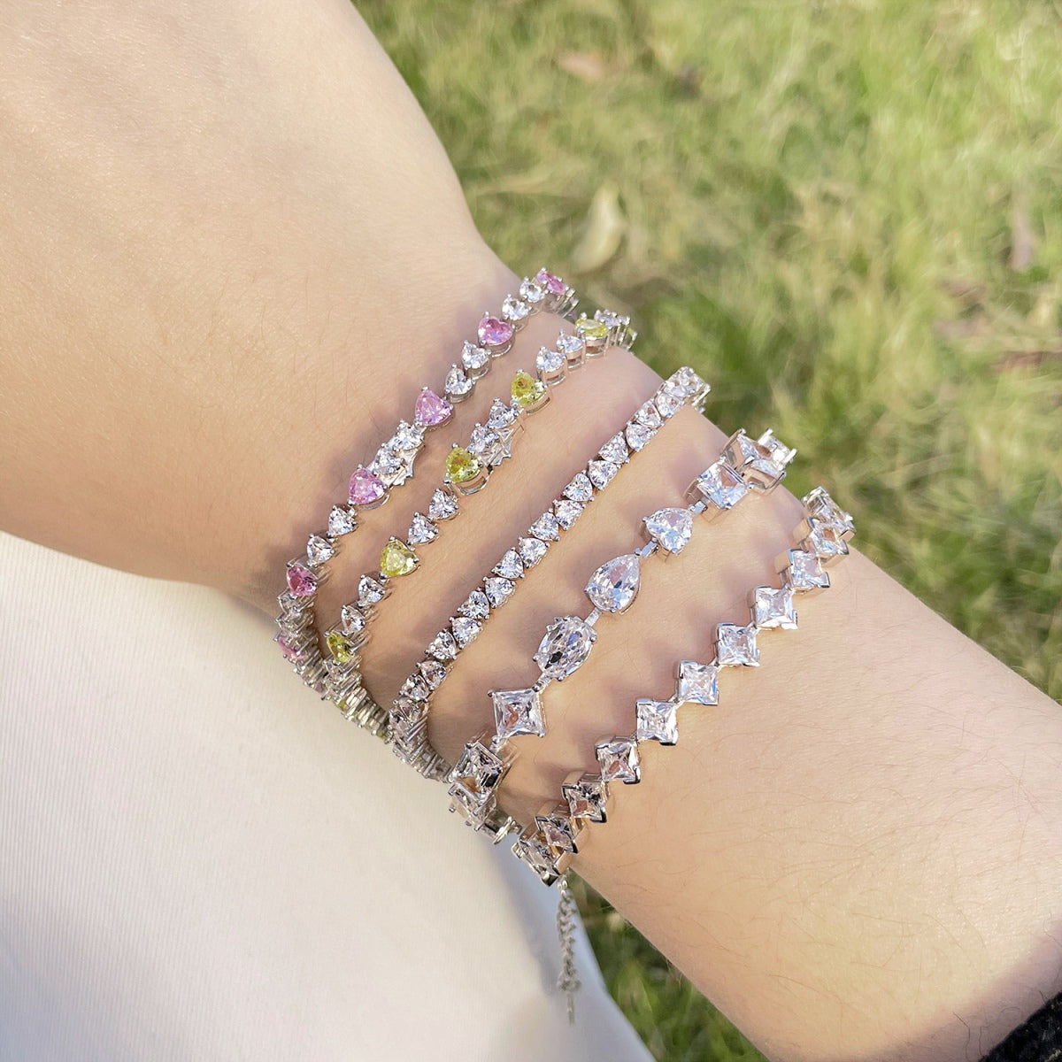 [Joyas Regalia] Pulsera romántica deslumbrante con forma de corazón para enamorados