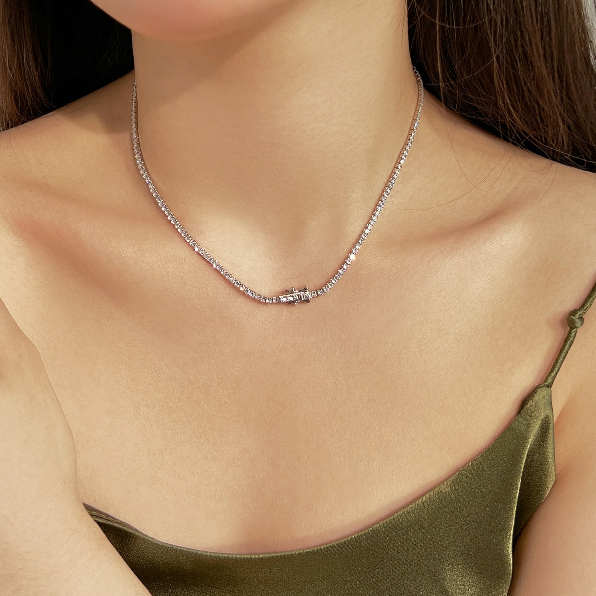 [Bijoux Regalia] Collier tennis délicat de forme ronde