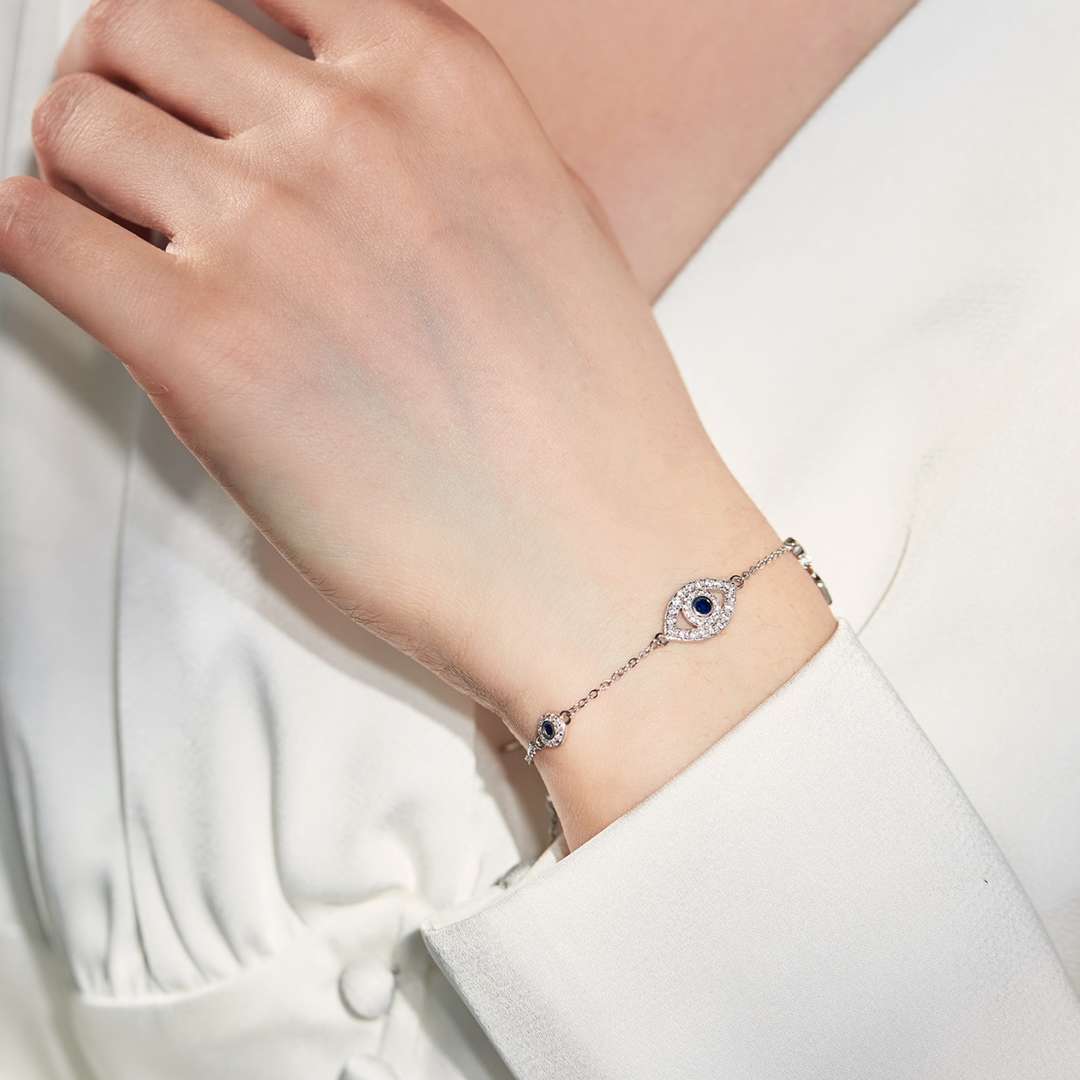 [Joyas Regalia]Collar con forma de ojo delicado