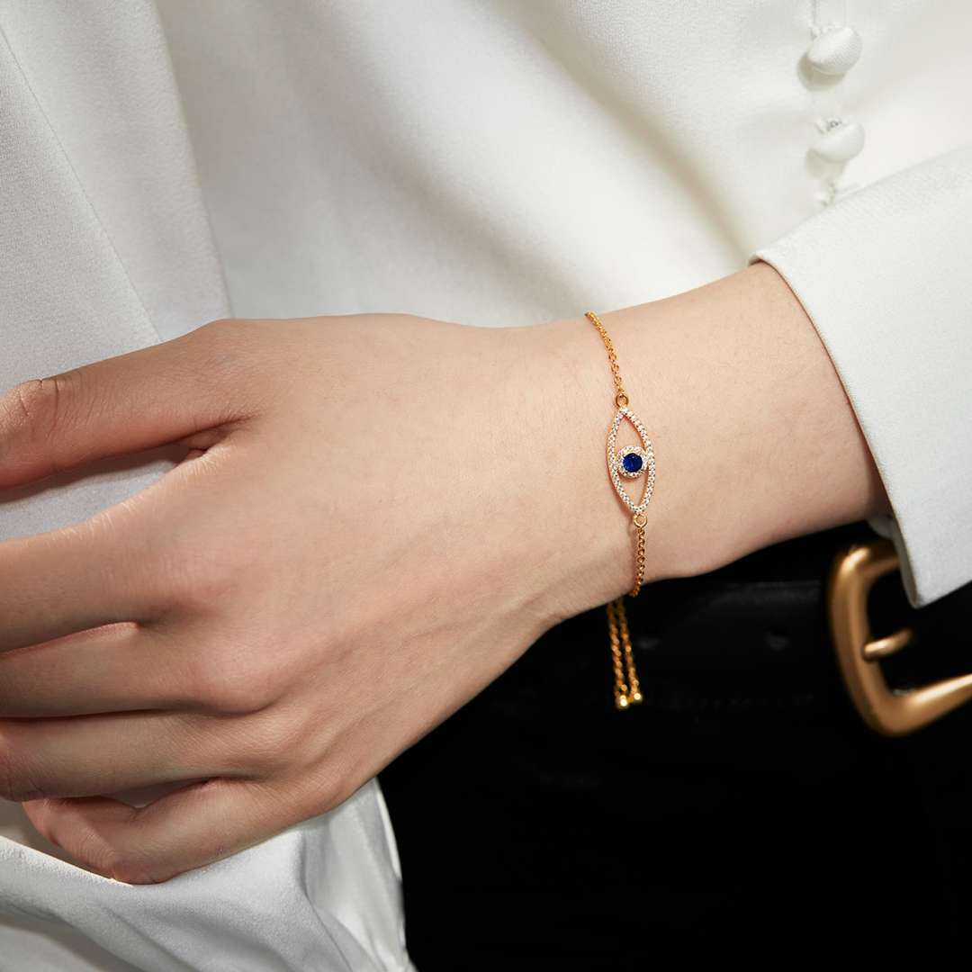 [Joyas Regalia] Pulsera con diseño hueco de ojo de diablo