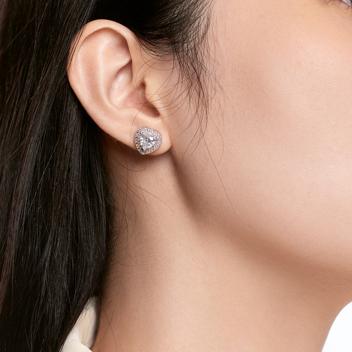 [Joyas Regalia] Pendientes deslumbrantes con forma de corazón