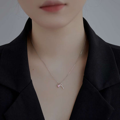 [Bijoux Regalia] Collier pendentif clé en forme de cœur unique