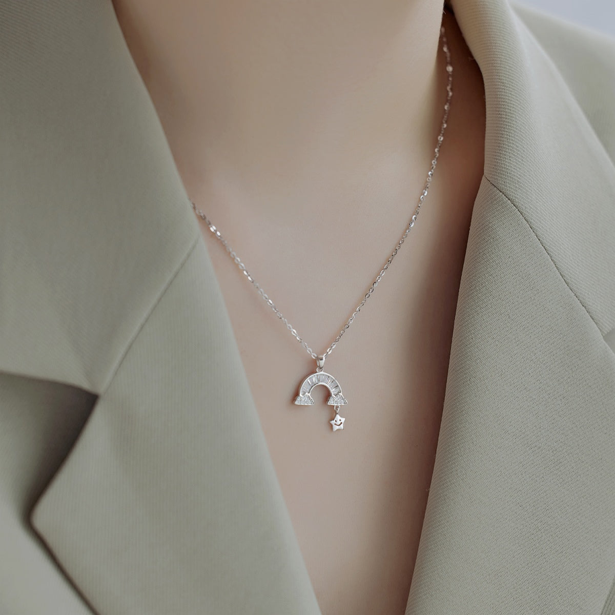 [Bijoux Regalia] Collier étoile arc-en-ciel unique