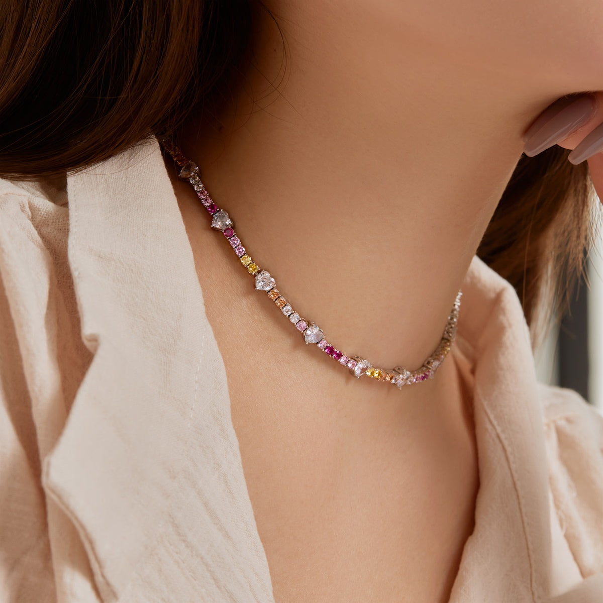 [Bijoux Regalia] Chaîne de tennis arc-en-ciel colorée et délicate
