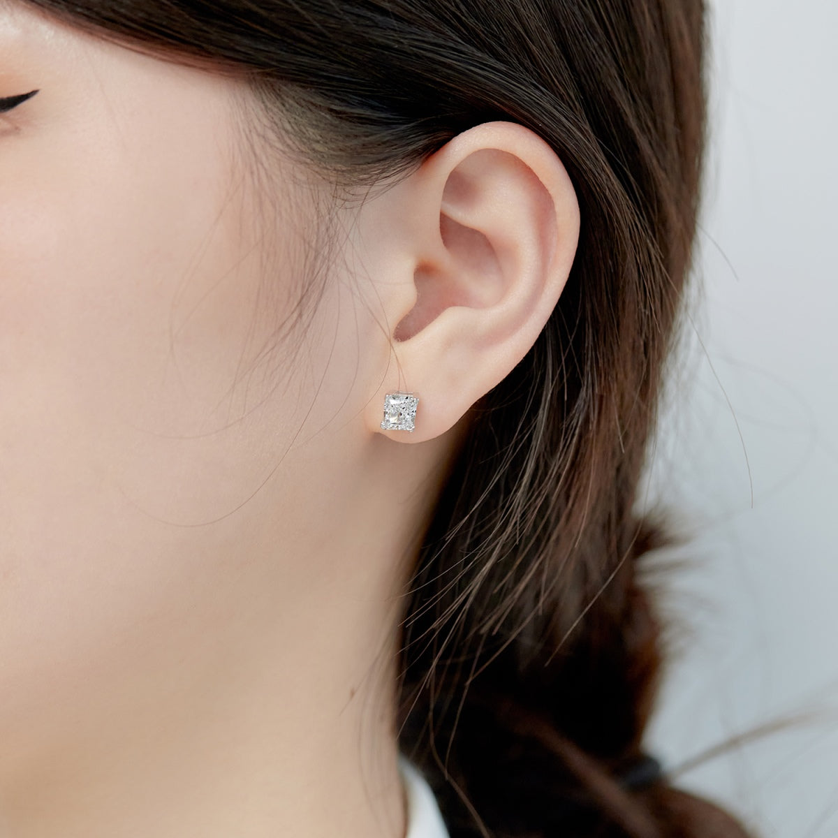 [Joyas Regalia] Pendientes de boda de corte princesa radiante de 1,0 quilates