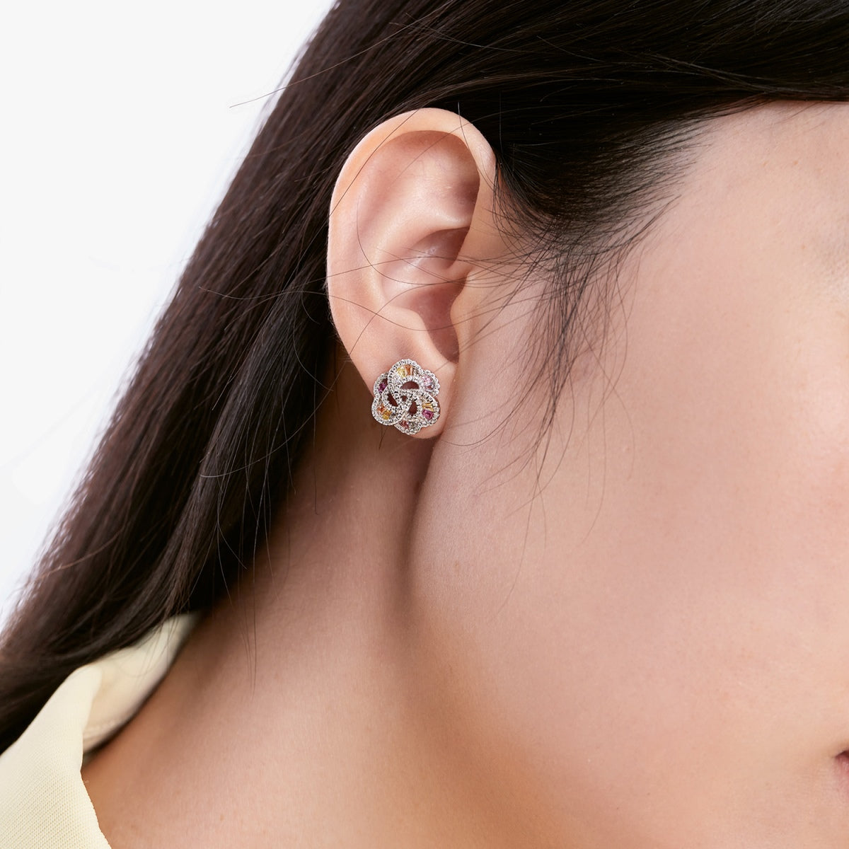 [Joyas Regalia] Exquisitos pendientes diarios con forma de flor